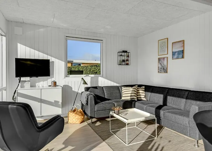 Three-bedroom In 펜션